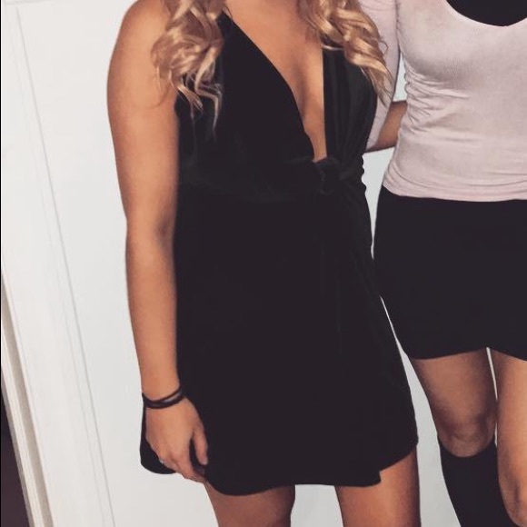 Dress - Picture 2 of 2